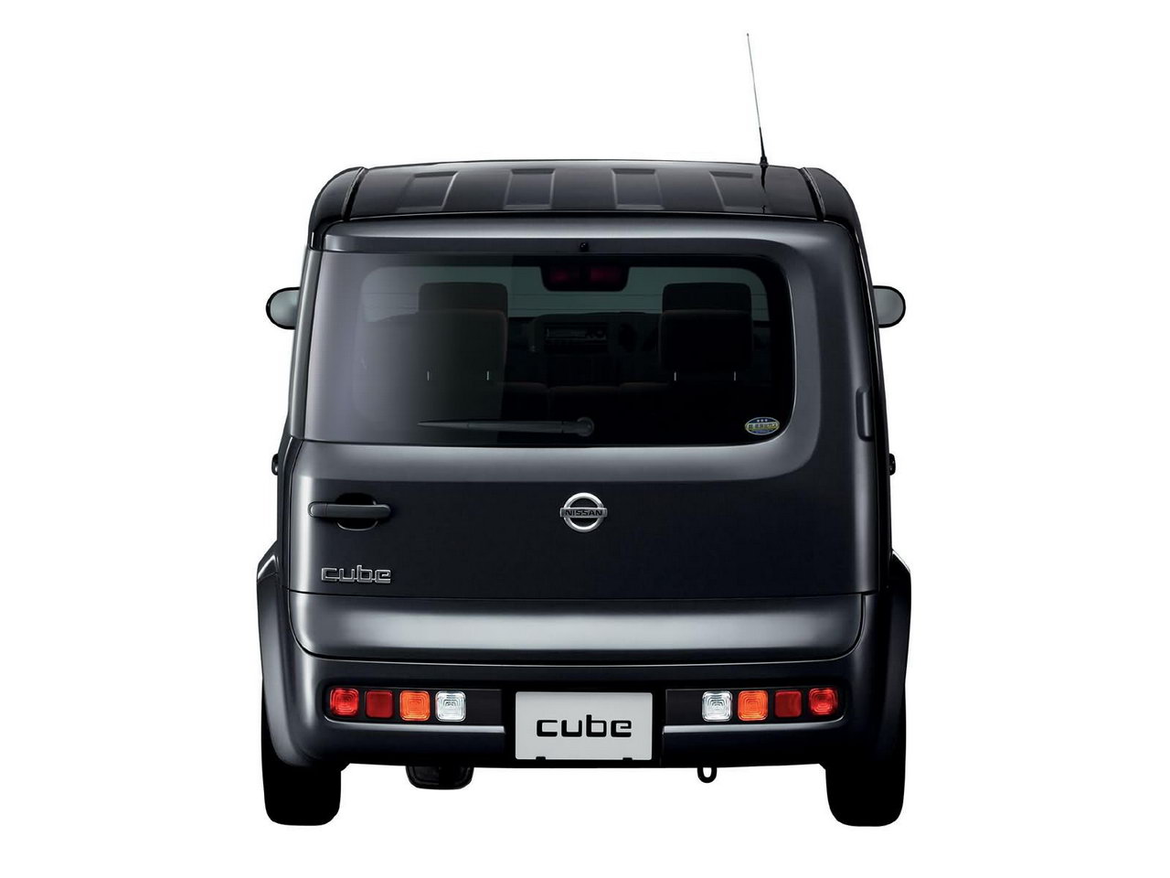 Nissan Cube 2003 034.jpg
